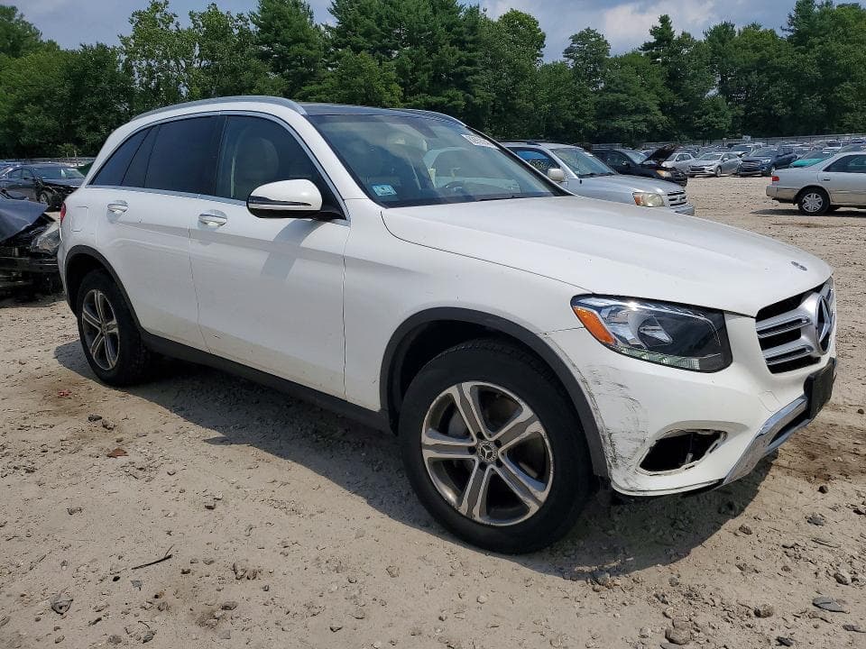 2019 MERCEDES-BENZ GLC 300 4MATIC 4