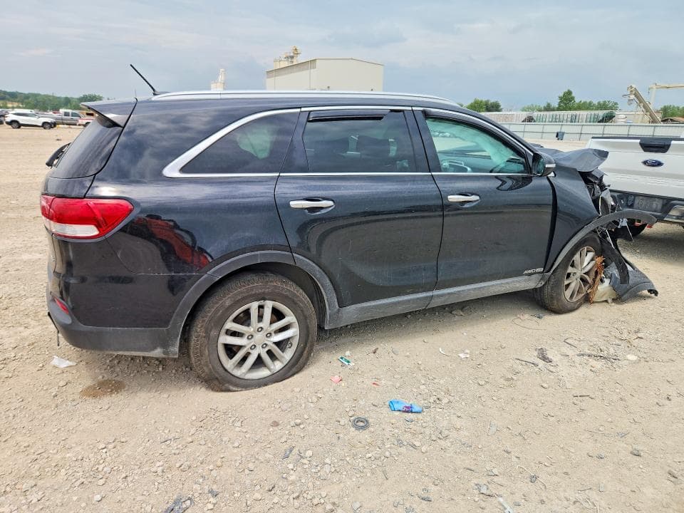 2018 KIA SORENTO LX V6 3