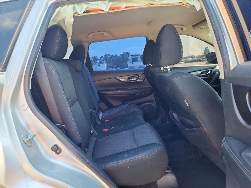 2017 NISSAN ROGUE S 11