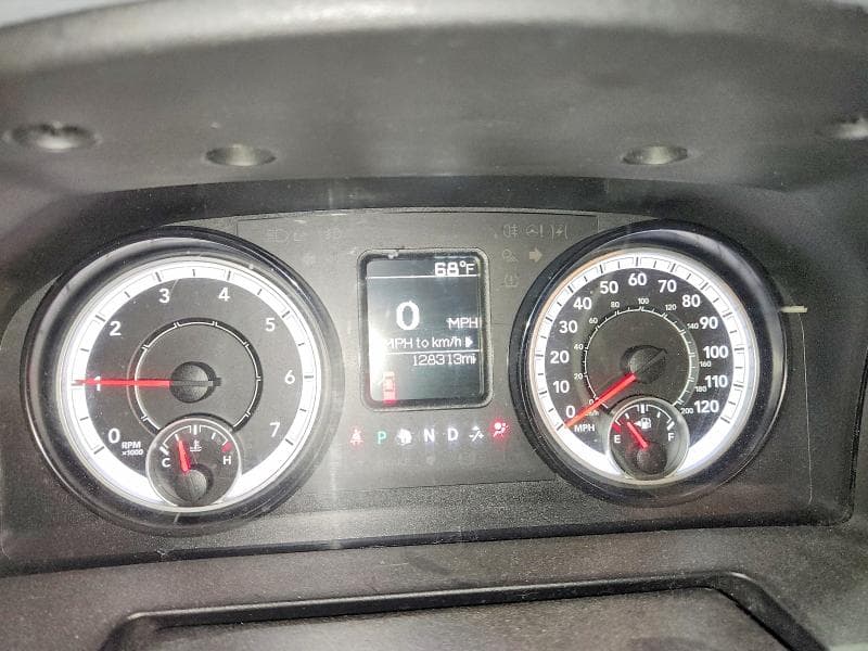 2017 RAM 1500 ST 9