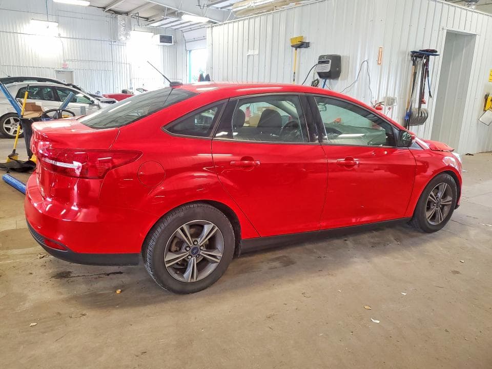 2017 FORD FOCUS SE 3