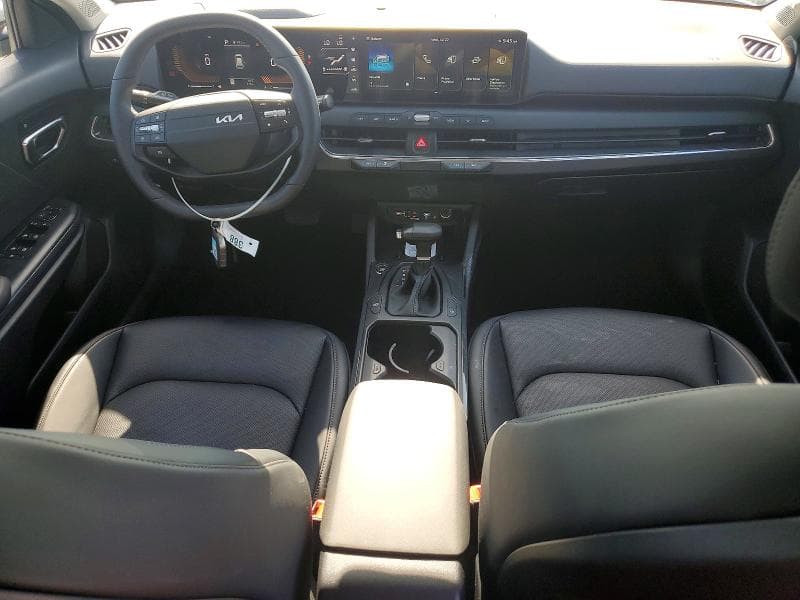 2026 KIA K4 EX 8