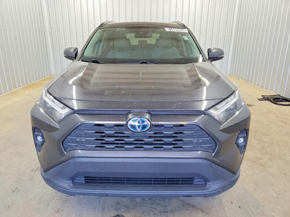2020 TOYOTA RAV4 XLE PREMIUM 5