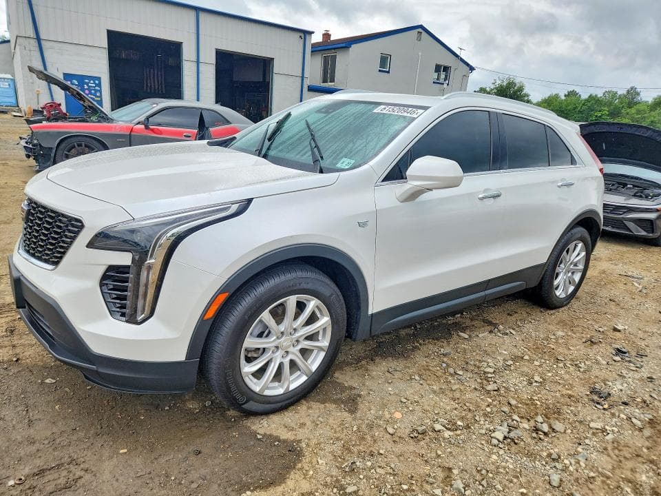 2023 CADILLAC XT4 LUXURY - 1