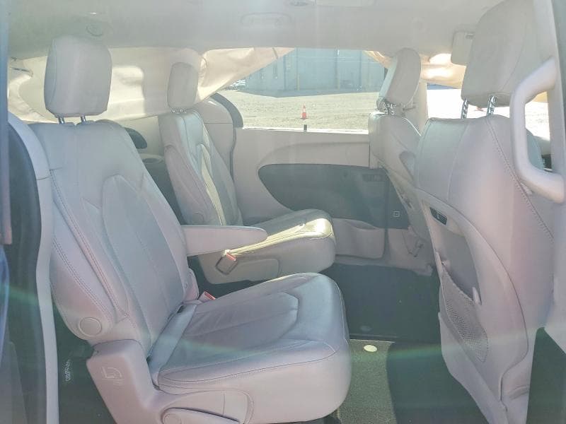 2018 CHRYSLER PACIFICA TOURING L 11