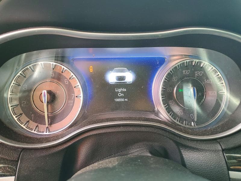 2021 CHRYSLER 300 S 9