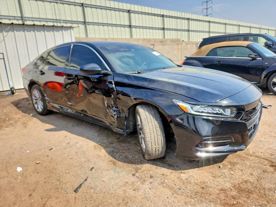 2018 HONDA ACCORD LX 4