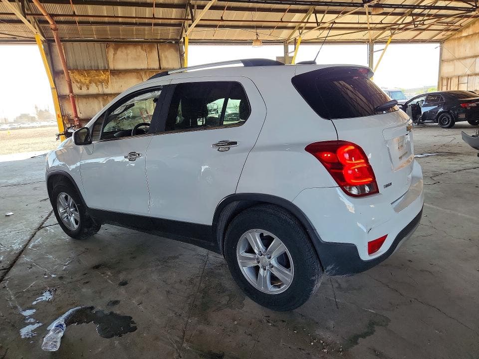 2017 CHEVROLET TRAX 1LT 2