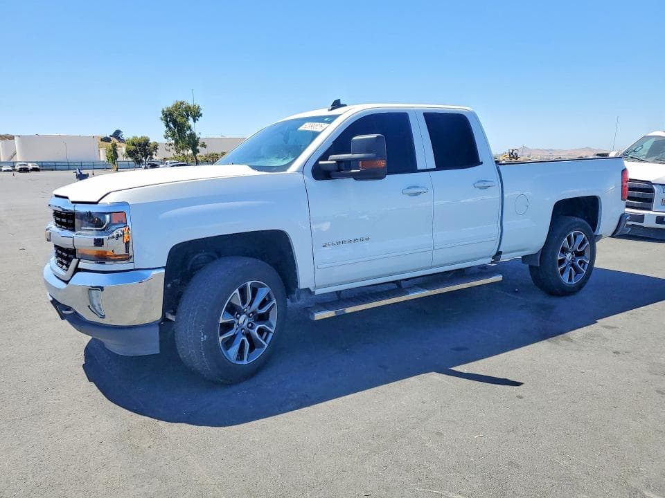 2017 CHEVROLET SILVERADO C1500 LT - 1