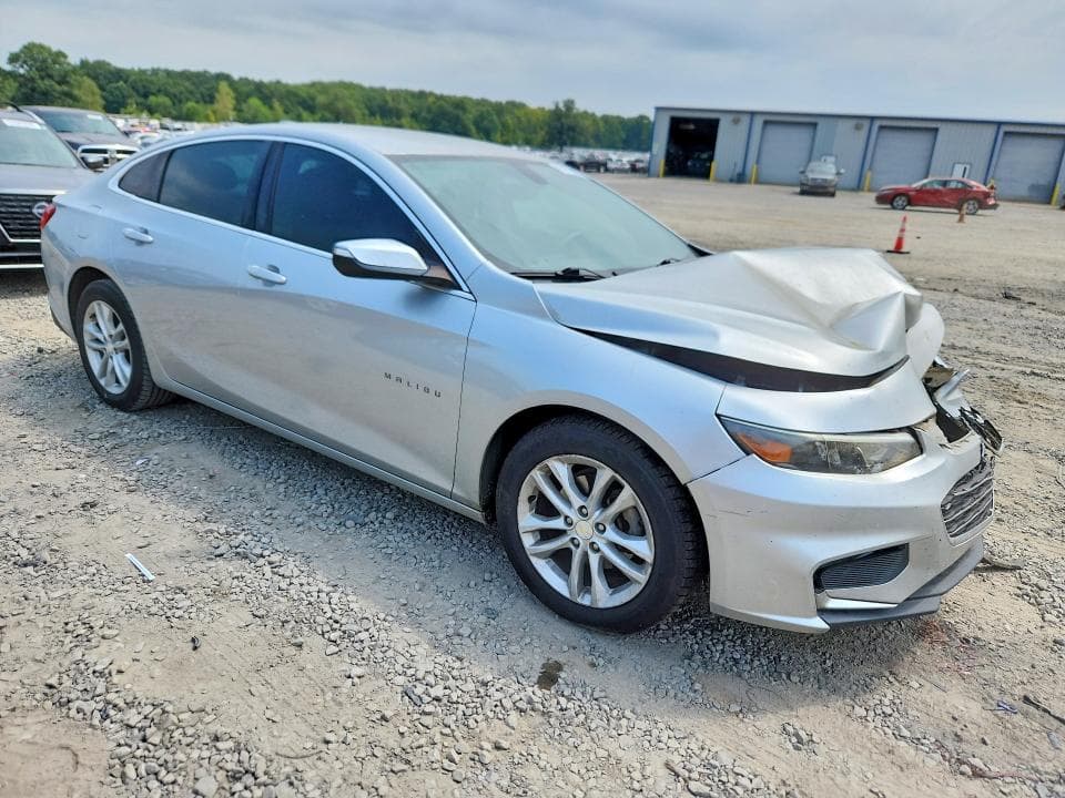 2017 CHEVROLET MALIBU LT 4