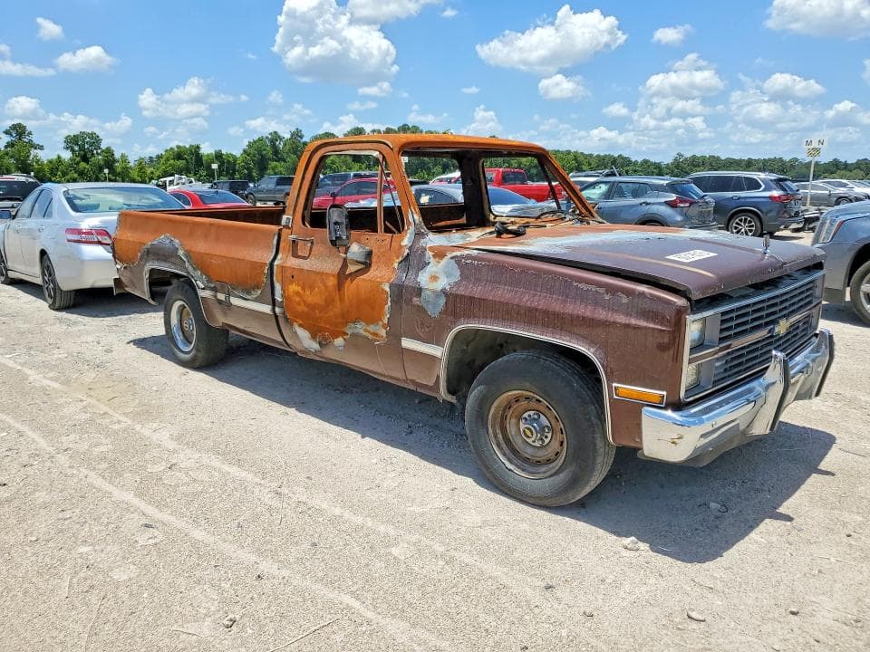 1983 CHEVROLET C10 4