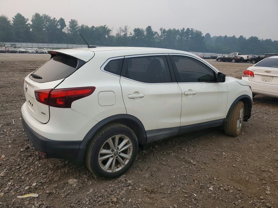 2019 NISSAN ROGUE SPORT S 3