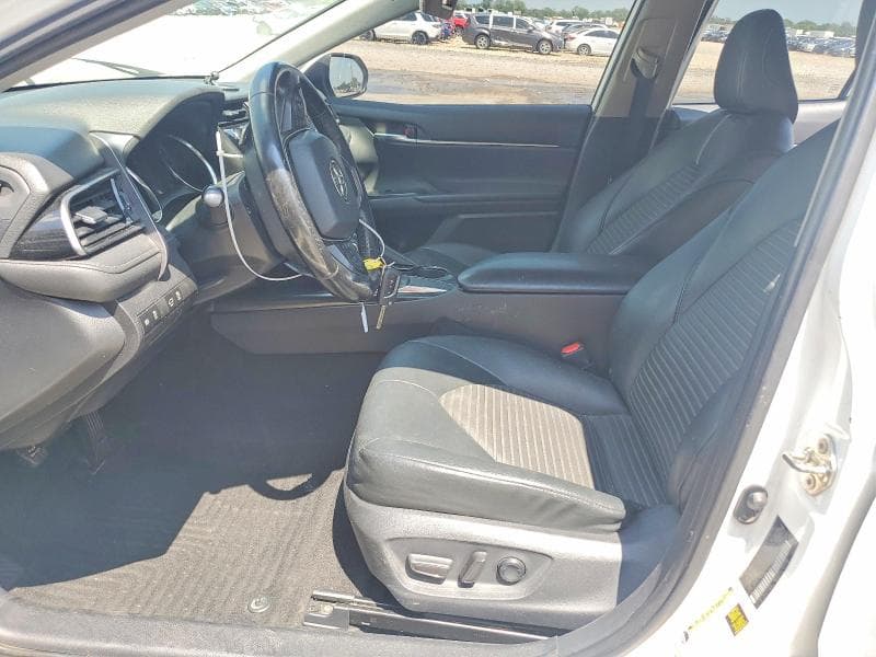 2019 TOYOTA CAMRY SE 7