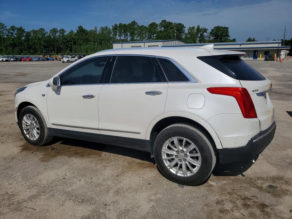 2017 CADILLAC XT5 2