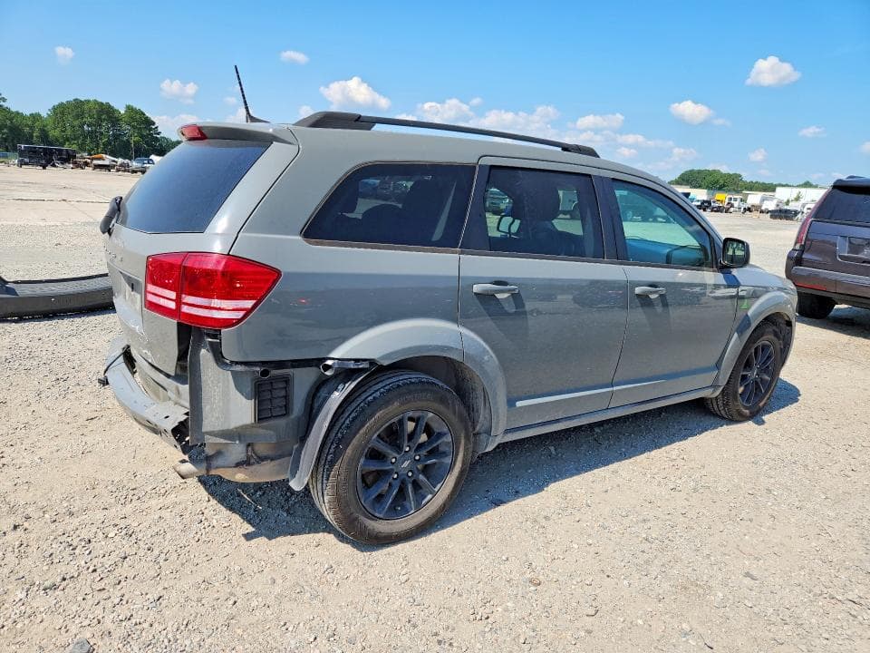 2020 DODGE JOURNEY SE 3