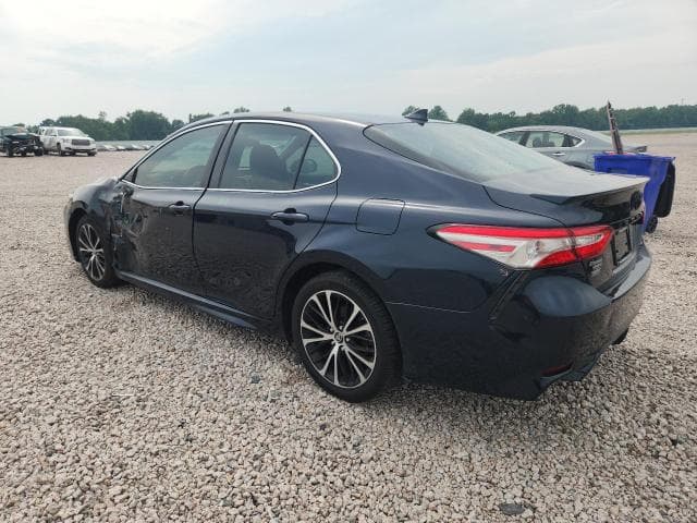 2019 TOYOTA CAMRY SE 2