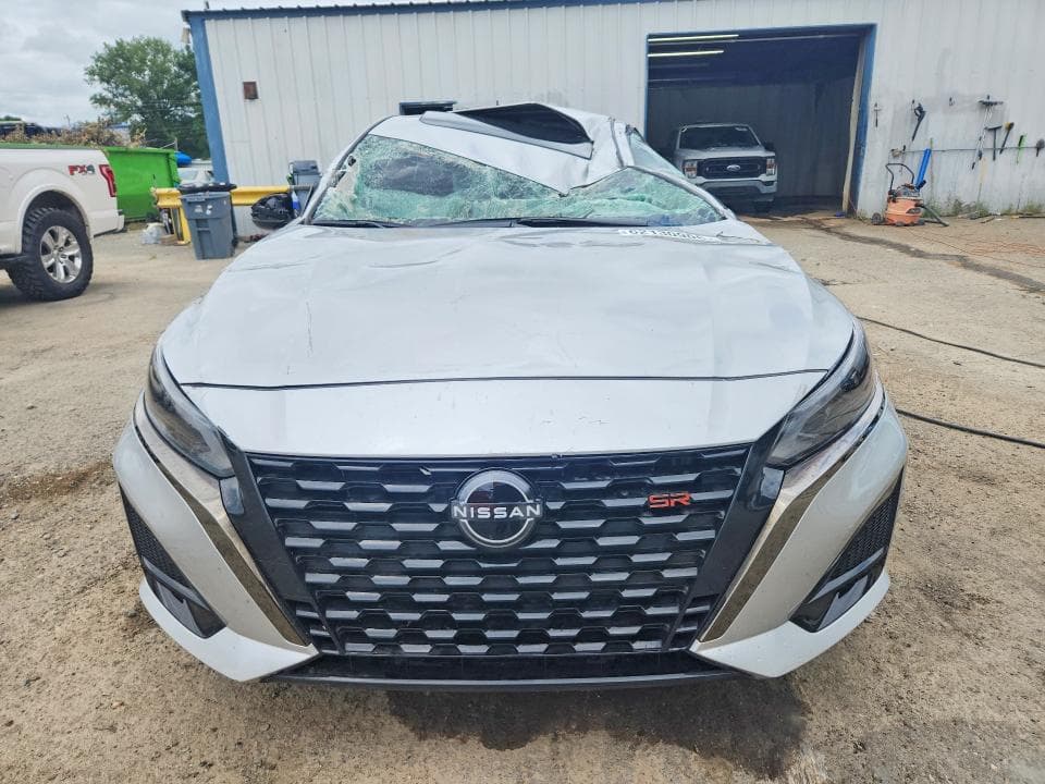 2024 NISSAN ALTIMA SR 5