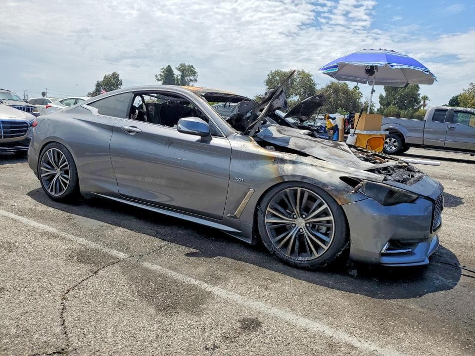 2019 INFINITI Q60 3.0T LUXE 4
