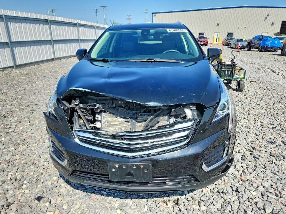 2017 CADILLAC XT5 LUXURY 5