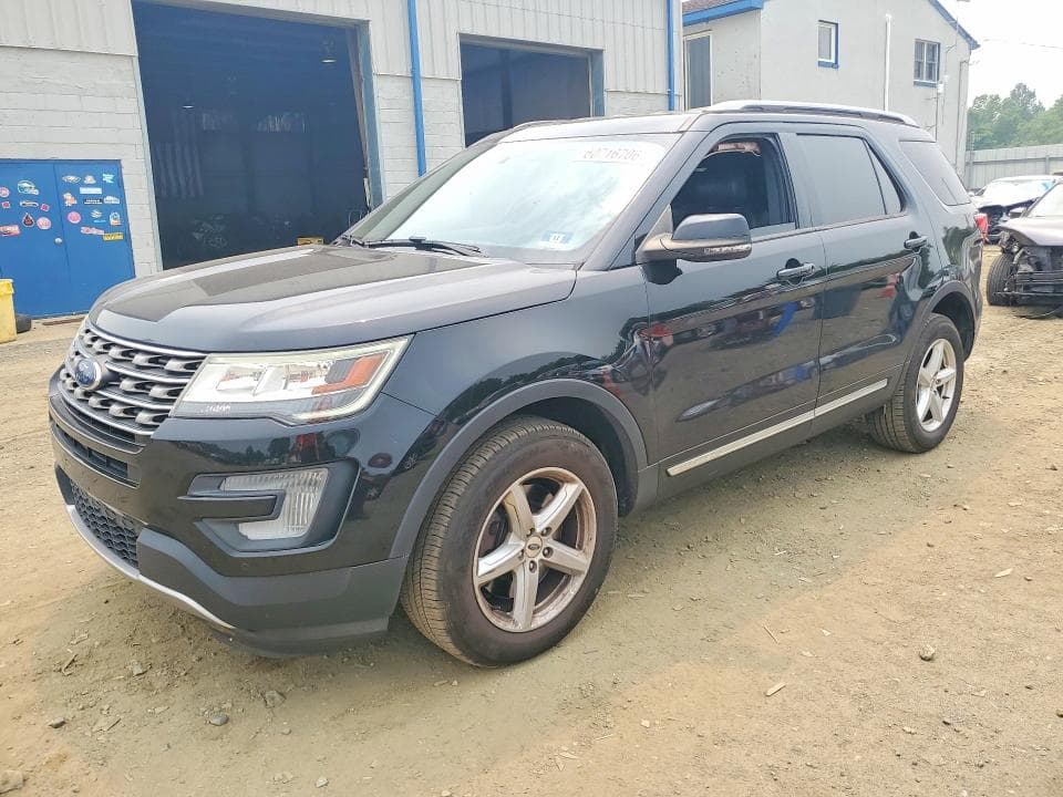 2017 FORD EXPLORER XLT - 1