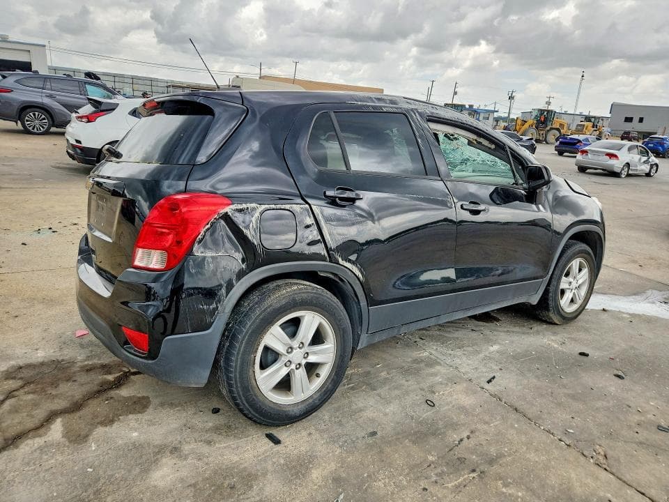 2020 CHEVROLET TRAX LS 3