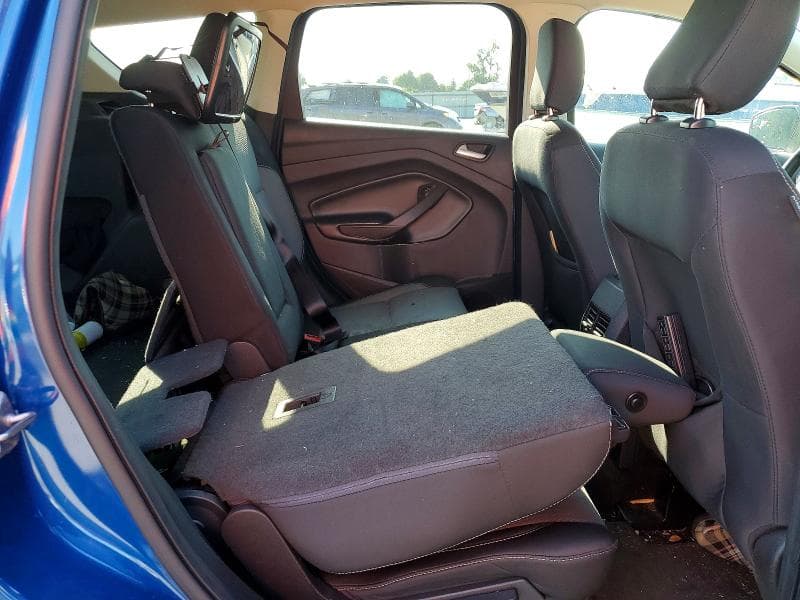 2019 FORD ESCAPE SE 11
