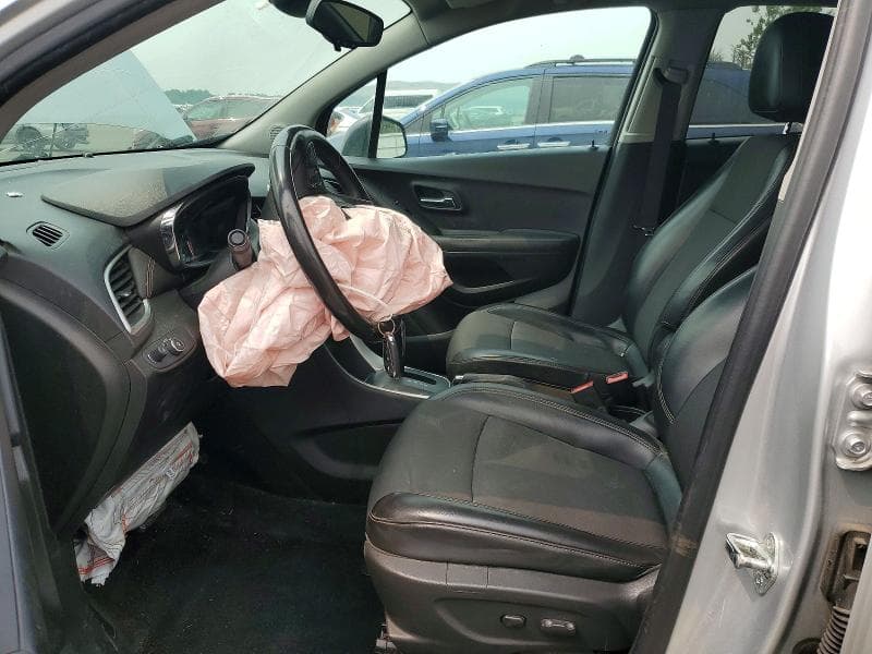 2019 CHEVROLET TRAX 1LT 7
