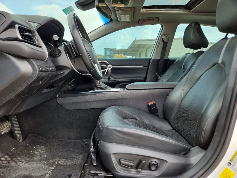 2020 TOYOTA CAMRY XSE 7