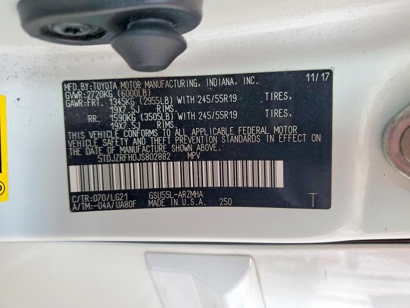 2018 TOYOTA HIGHLANDER SE 13