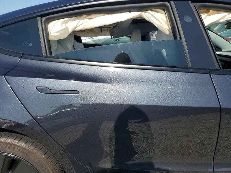 2025 TESLA MODEL 3 10