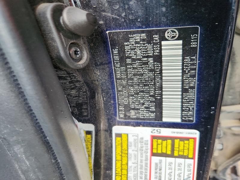 2019 TOYOTA CAMRY SE 12