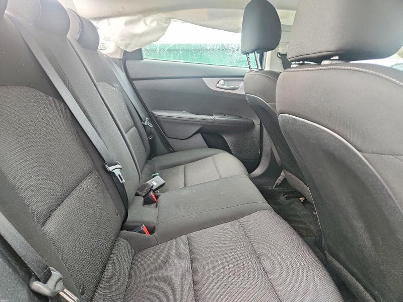 2023 KIA FORTE LXS 10