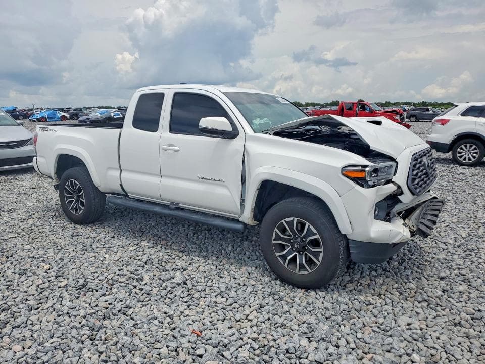 2022 TOYOTA TACOMA TRD SPORT 4