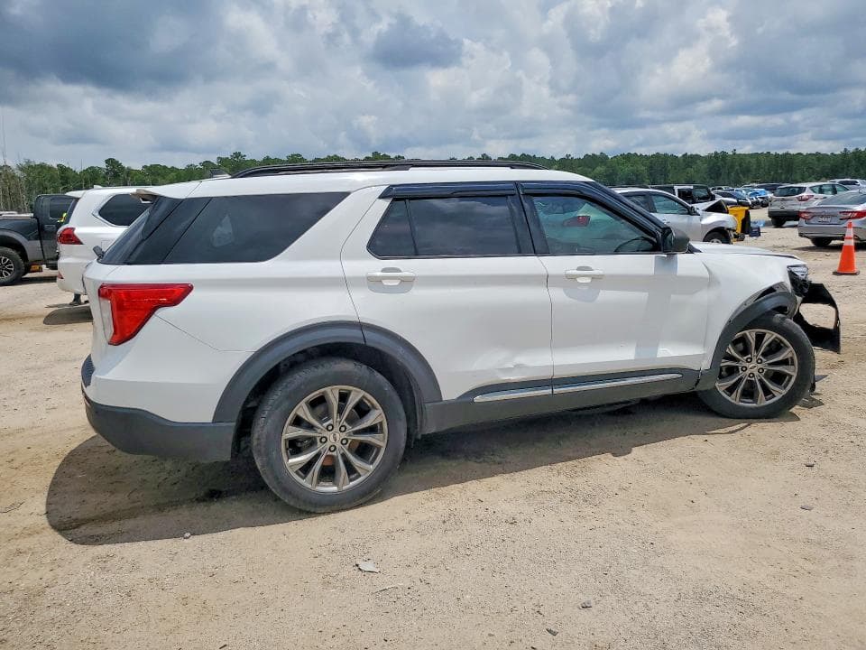 2022 FORD EXPLORER XLT 3