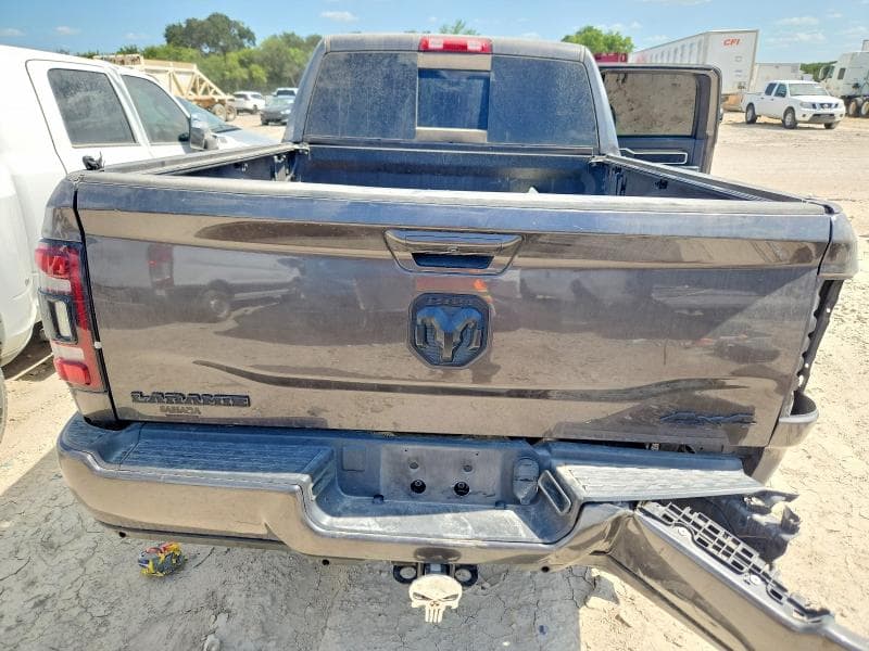 2022 RAM 2500 LARAMIE 10