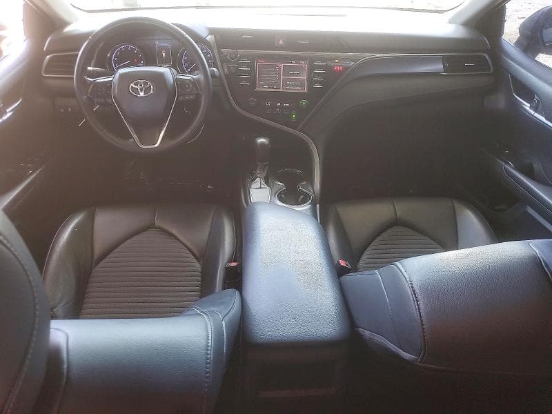 2019 TOYOTA CAMRY SE 8