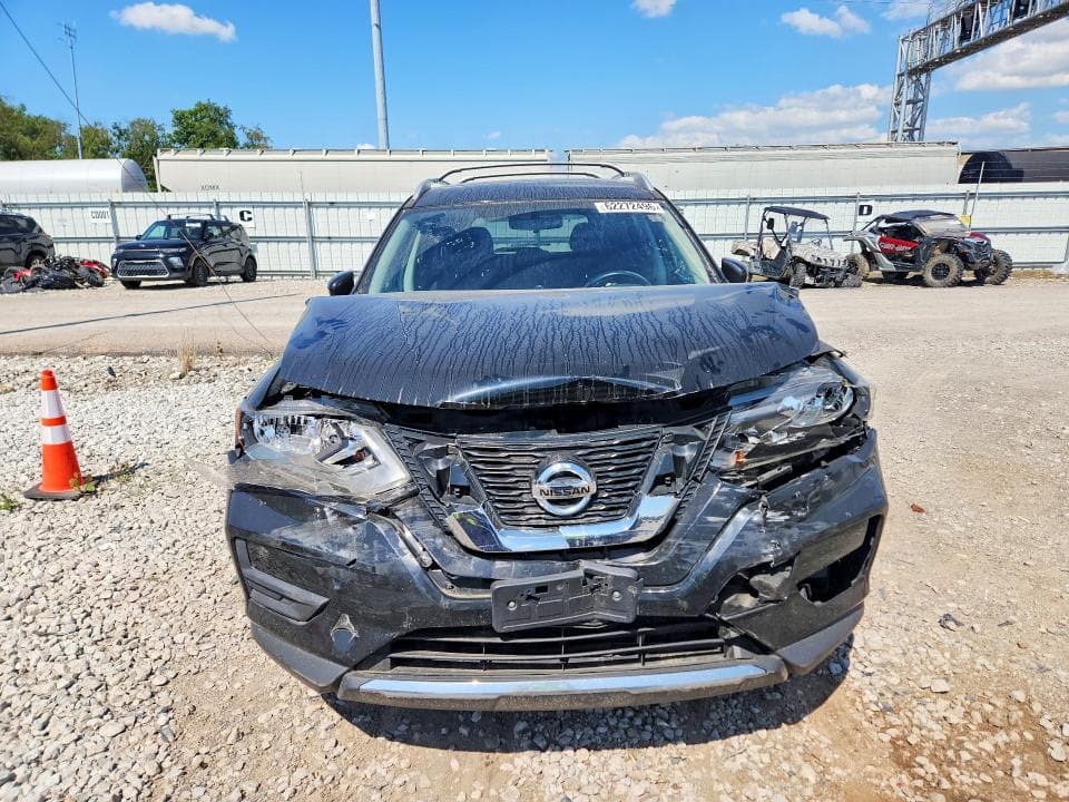 2017 NISSAN ROGUE SV 5