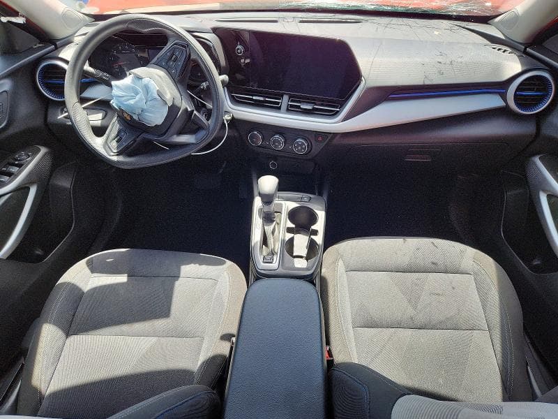 2024 CHEVROLET TRAX LS 8