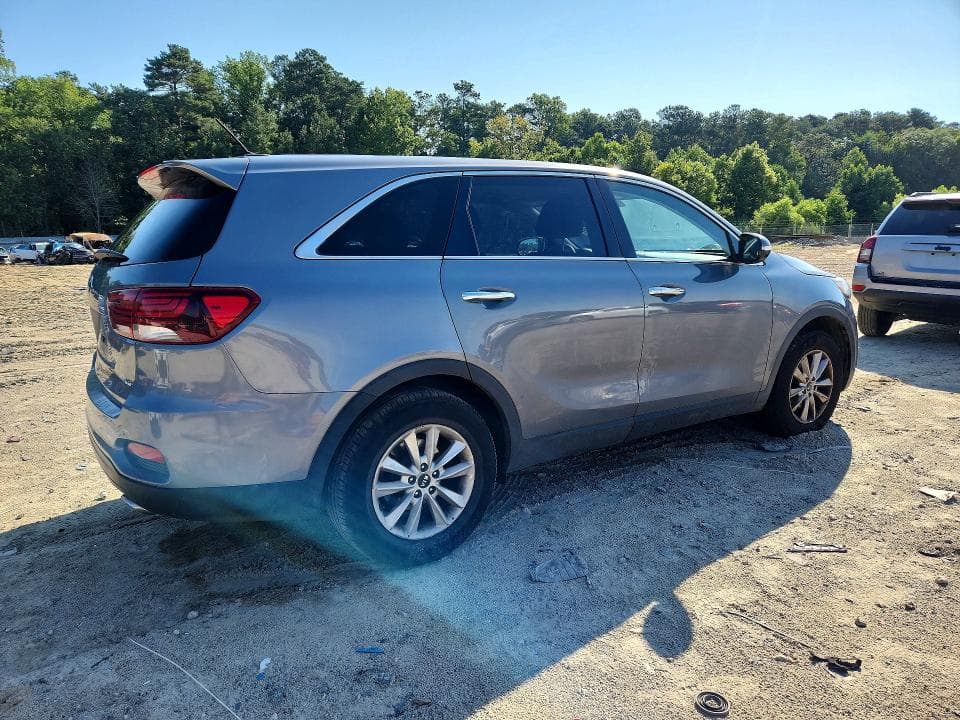 2020 KIA SORENTO S 3