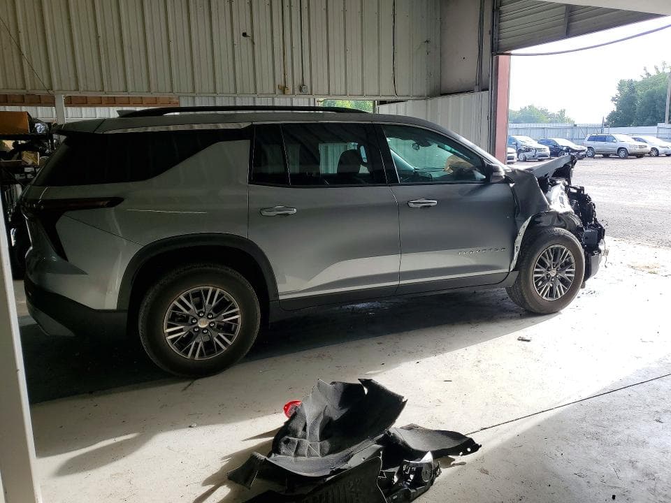 2025 CHEVROLET TRAVERSE LT 3