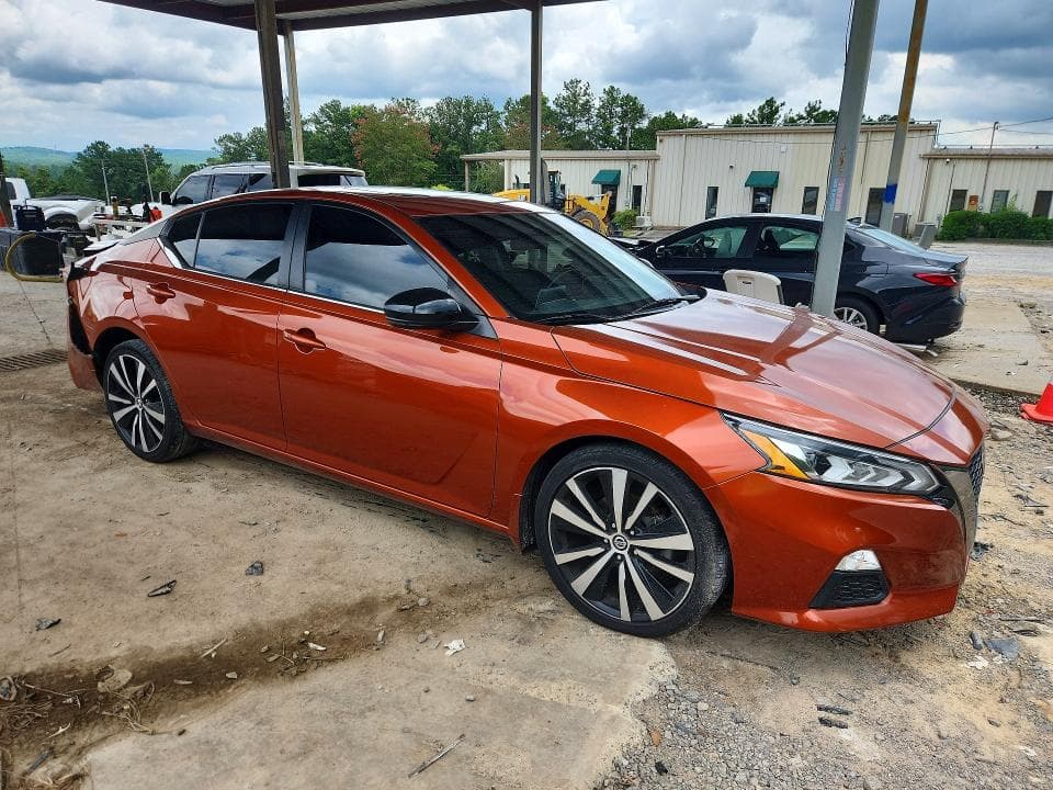 2021 NISSAN ALTIMA SR 4