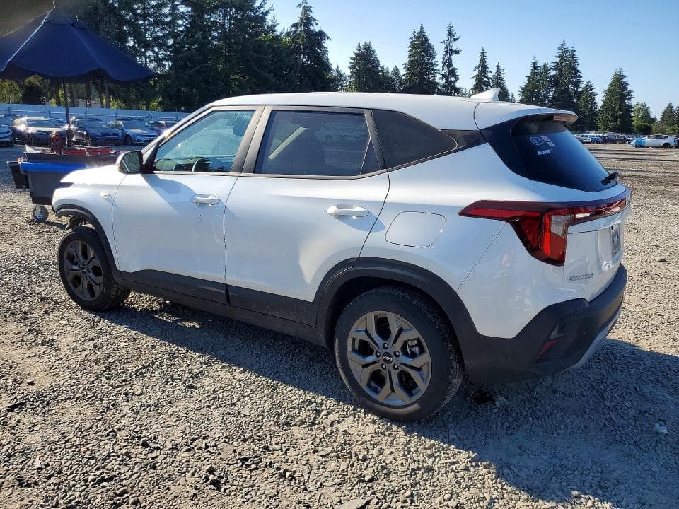 2024 KIA SELTOS LX 2