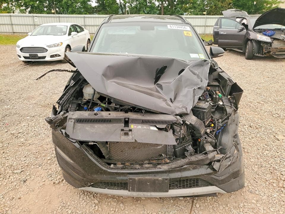 2018 HYUNDAI TUCSON VALUE 5