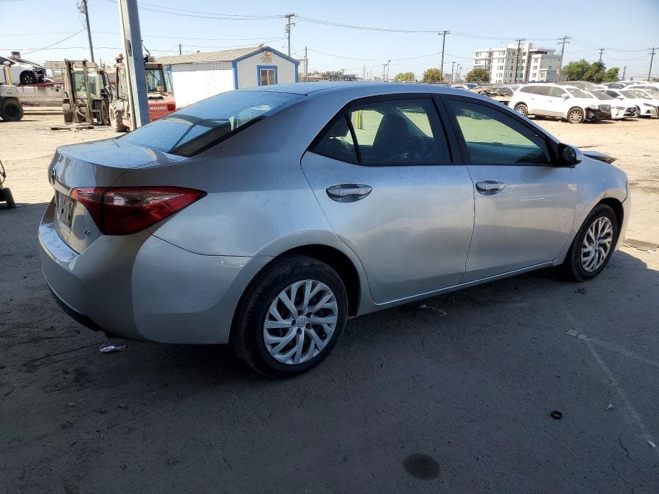 2019 TOYOTA COROLLA LE 3
