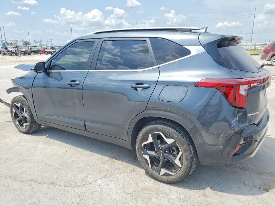2024 KIA SELTOS EX 2