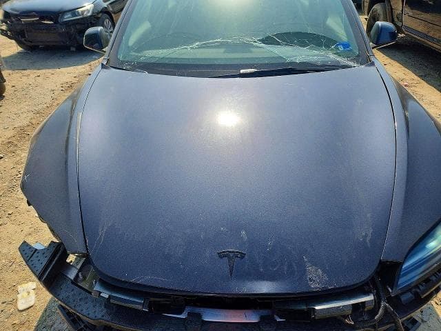 2026 TESLA MODEL 3 11