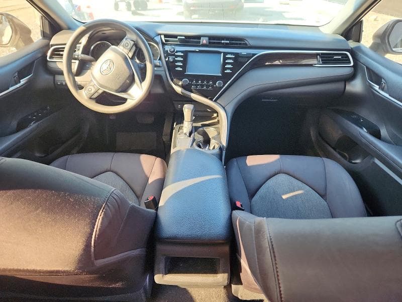 2018 TOYOTA CAMRY LE 8