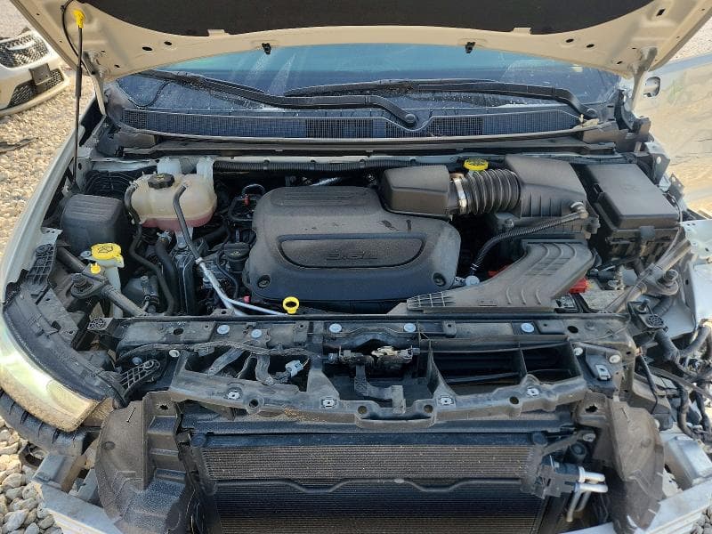 2021 CHRYSLER PACIFICA TOURING 12
