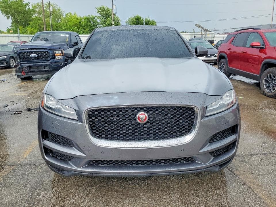 2017 JAGUAR F-PACE PRESTIGE 5