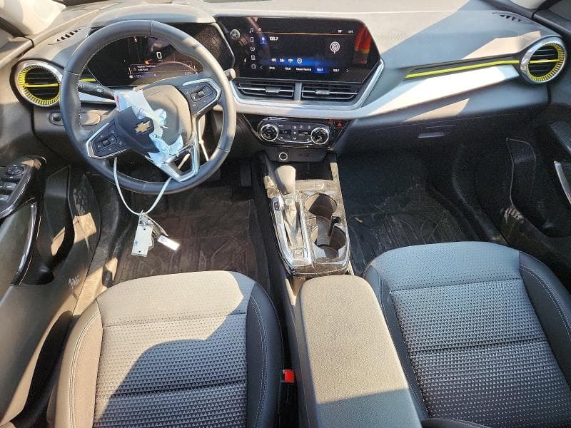 2024 CHEVROLET TRAX 1LT 8